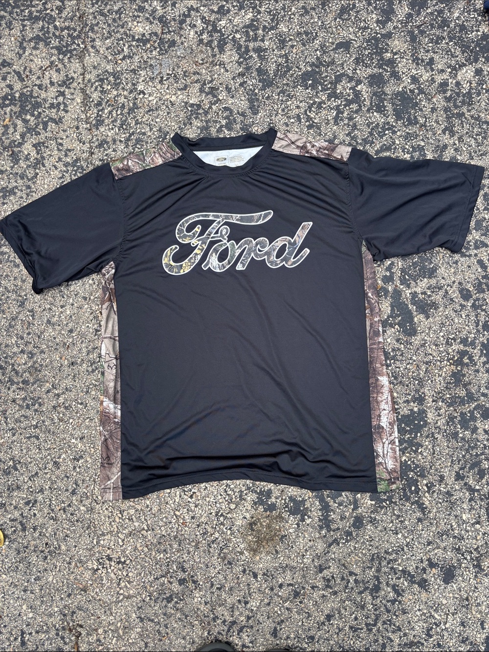 Vintage Y2K Ford Mens XL Realtree Camo Performance Athletic Tee Shirt